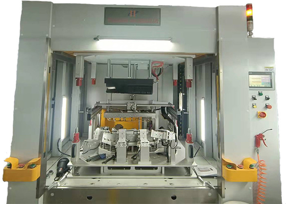 Produzione di attrezzature automatica del cruscotto della piegatrice interna automobilistica del bordo