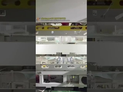 Coperture di montaggio e laminazione di parti interne per autoveicoli